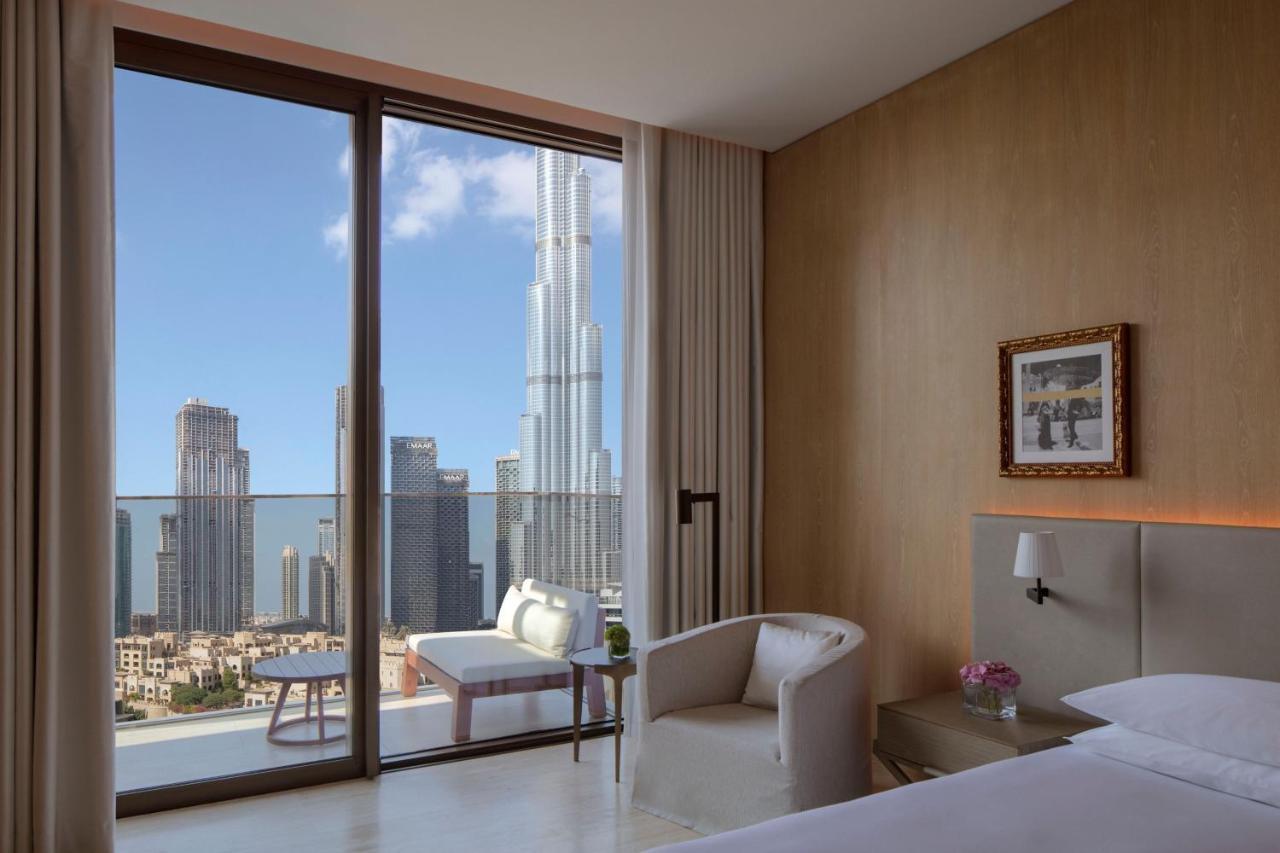 The Dubai Edition Exterior foto A guest room at the Address Downtown Dubai