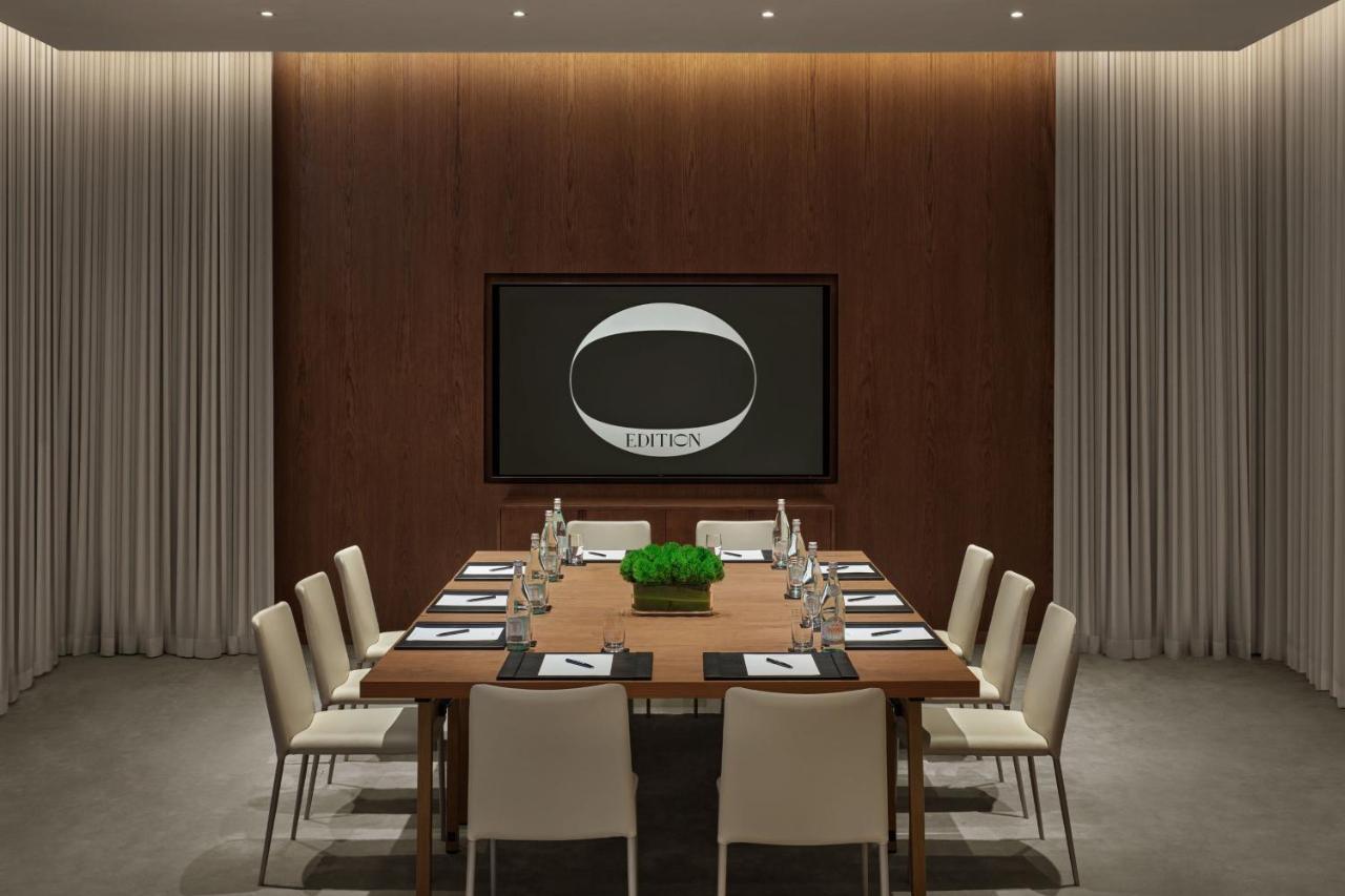 The Dubai Edition Exterior foto The meeting room of the UNWTO headquarters