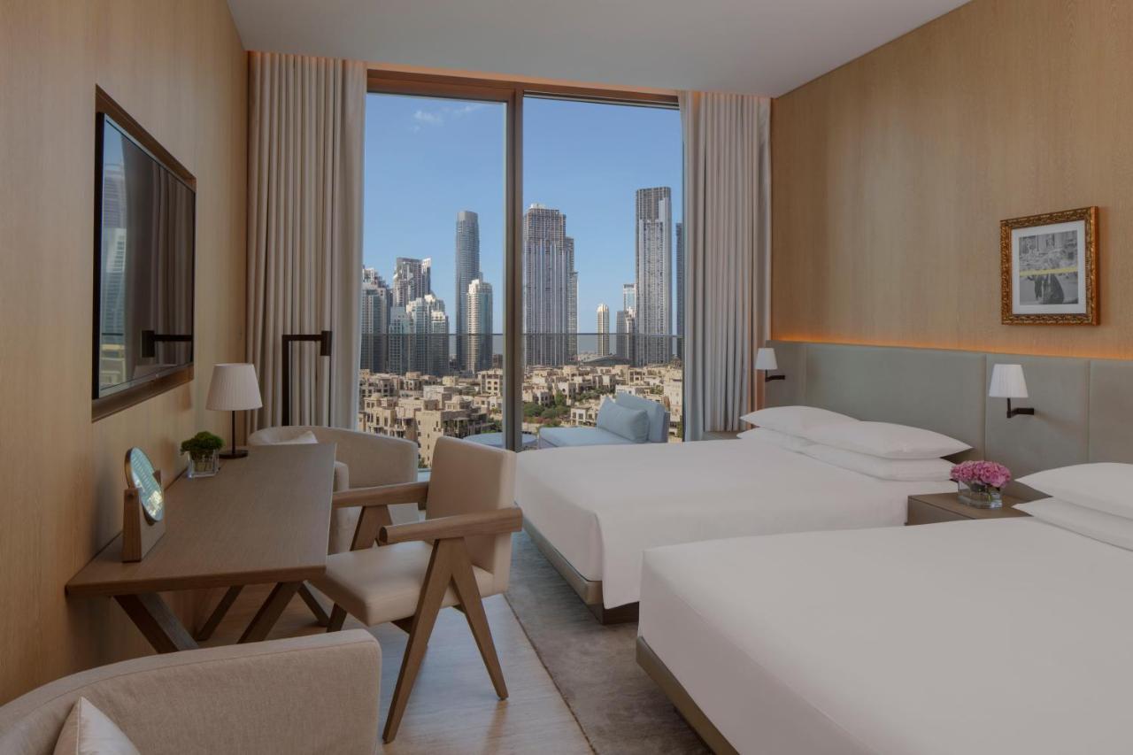 The Dubai Edition Exterior foto A guest room at the hotel