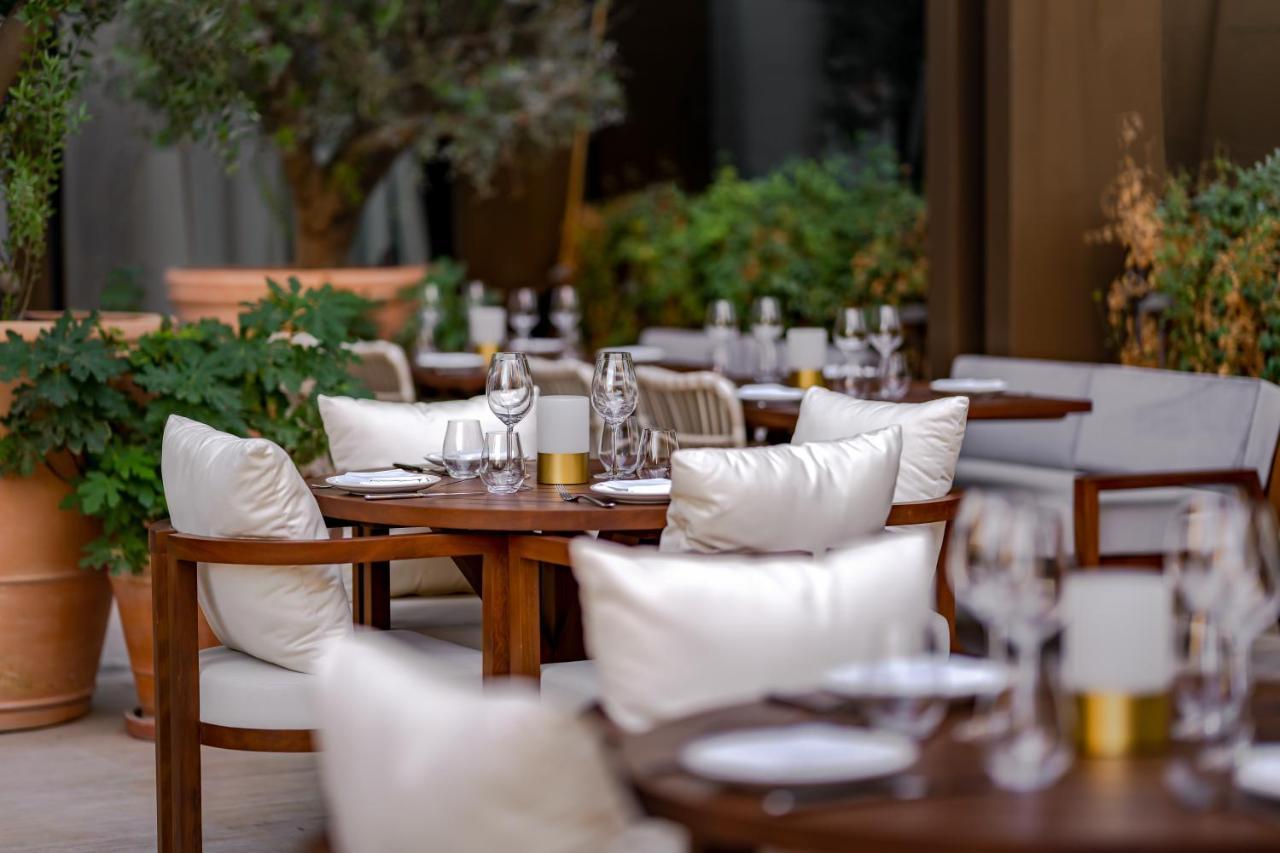 The Dubai Edition Exterior foto The Terrace