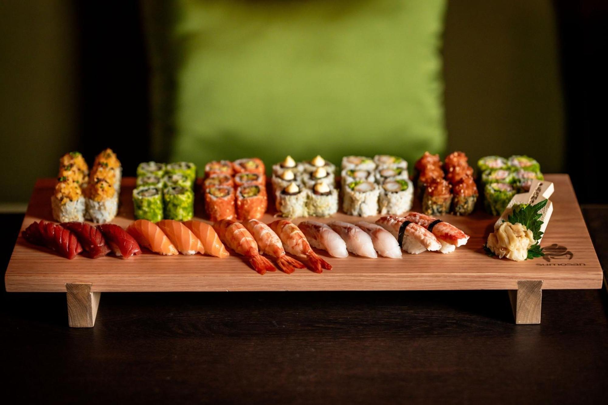 The Dubai Edition Exterior foto Sushi
